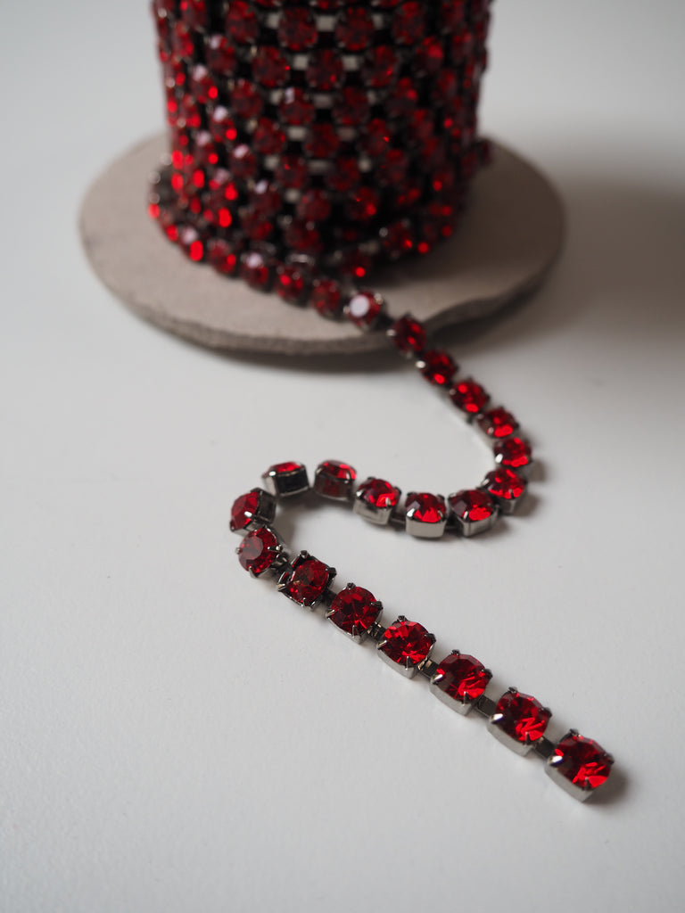 Preciosa Ruby Crystal + Pewter Cup Chain - 5mm