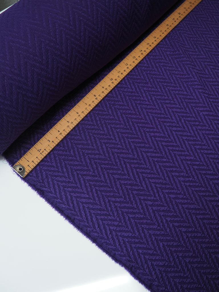 Pansy Chevron Jacquard Cloqué