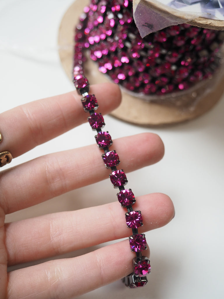 Preciosa Fuchsia Crystal + Pewter Cup Chain - 5mm