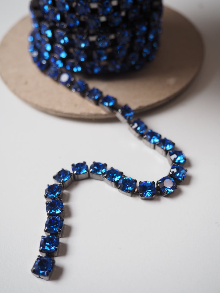 Preciosa Sapphire Crystal + Gunmetal Cup Chain - 5mm