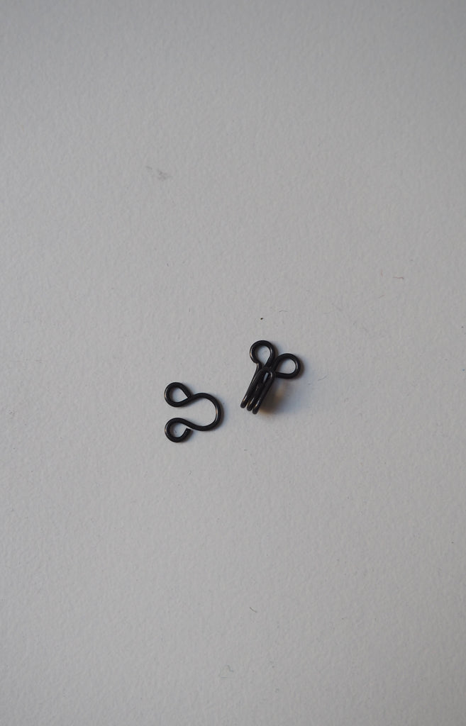 Black Hook and Eye 10mm - 5 pairs