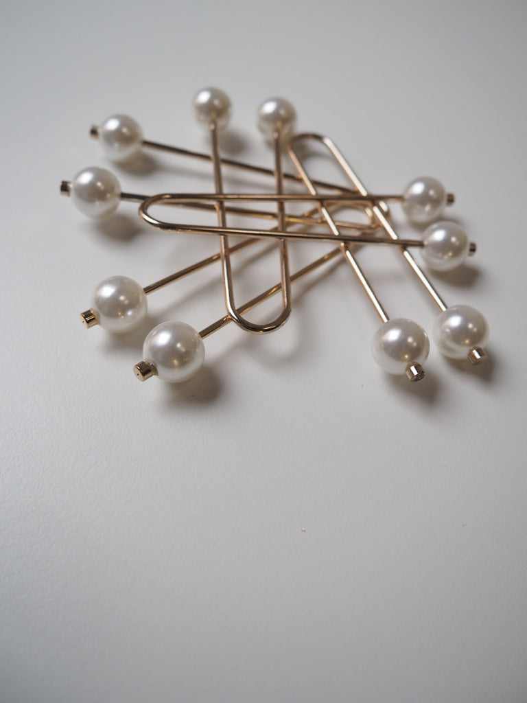 Pearl and Gold Slide Pin