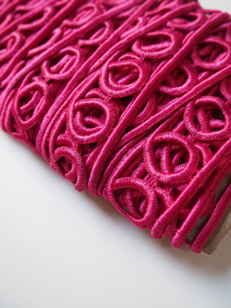 Fuchsia Satin Guipure Loop Border Trim 4cm