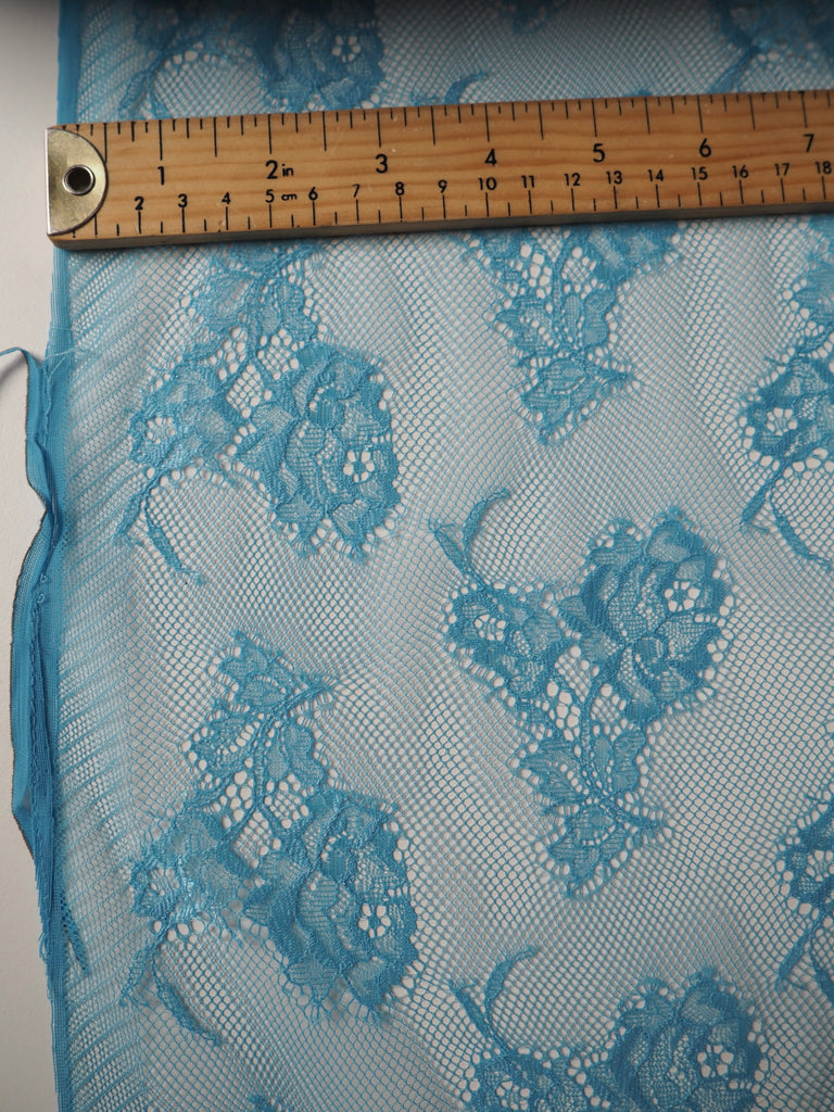 Periwinkle Chantilly Lace