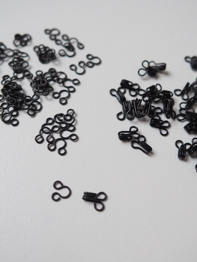 Black Hook and Eye 5mm - 10 pieces