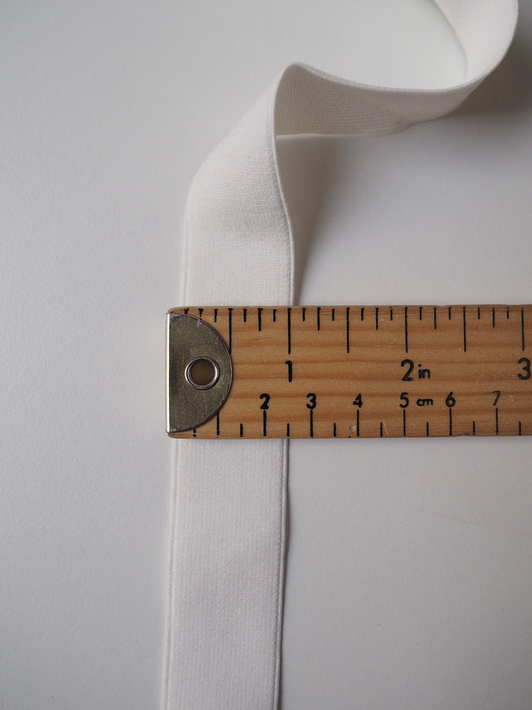 White Plush Elastic 25mm