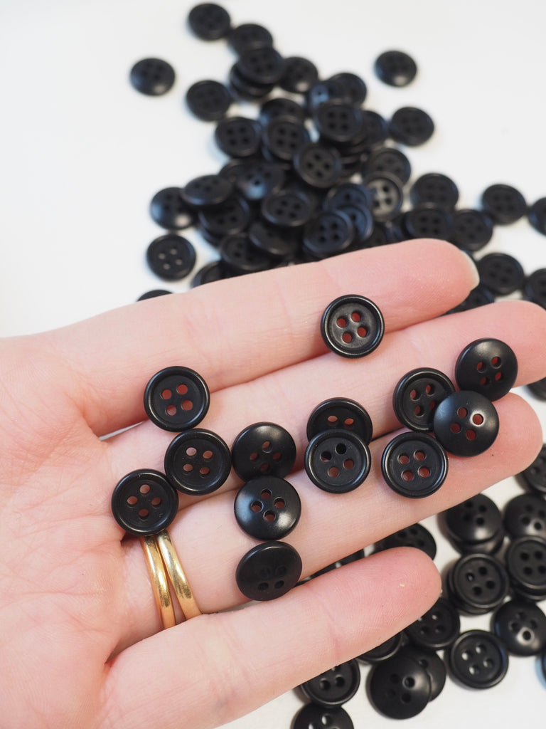 Black Corozo Button 10mm