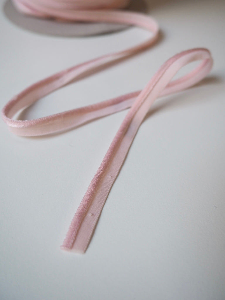 Shindo Pink Satin Elastic Piping 8mm