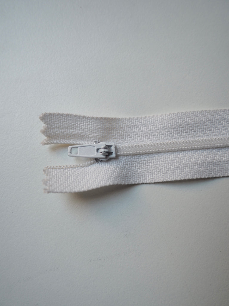 YKK 63cm/25inch Standard Zips