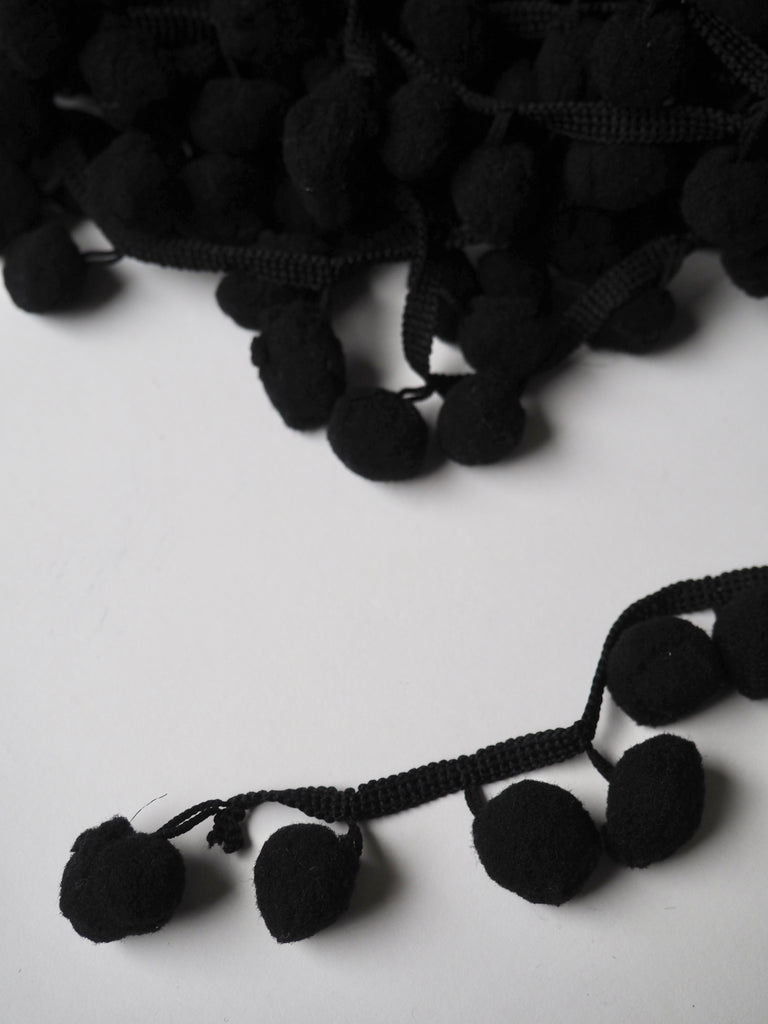 Black Pom Pom Trim 4.5cm