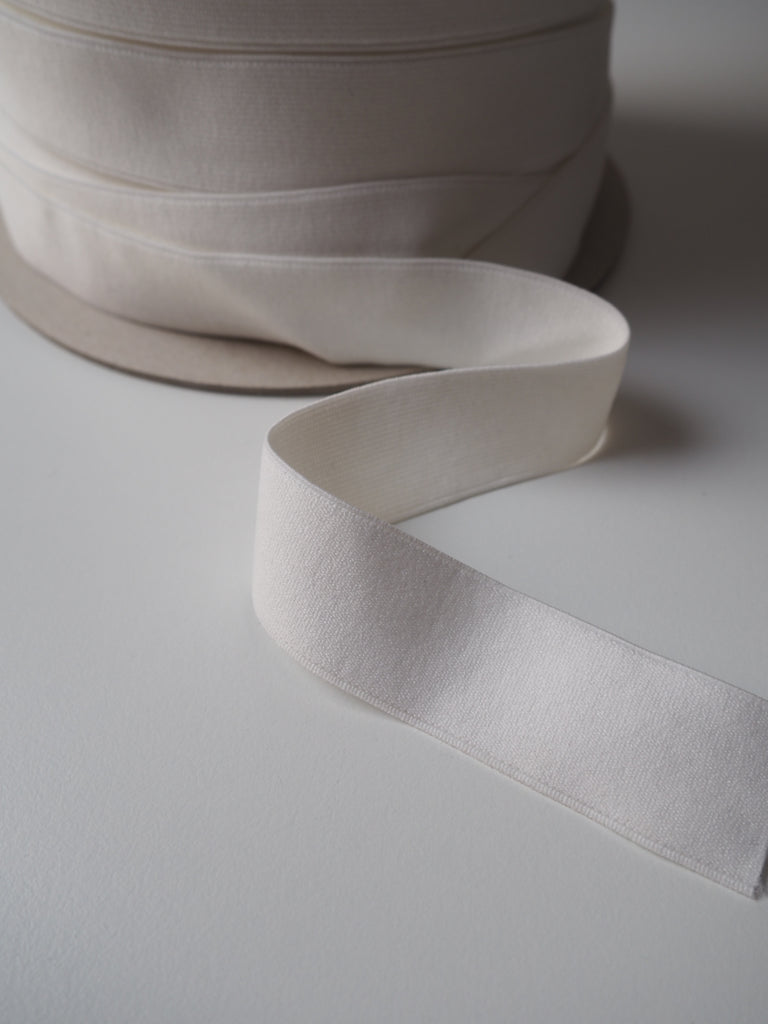 White Plush Elastic 25mm