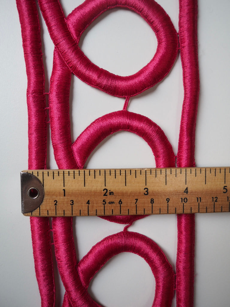 Fuchsia Satin Guipure Giant Loop Border Trim 11.5cm