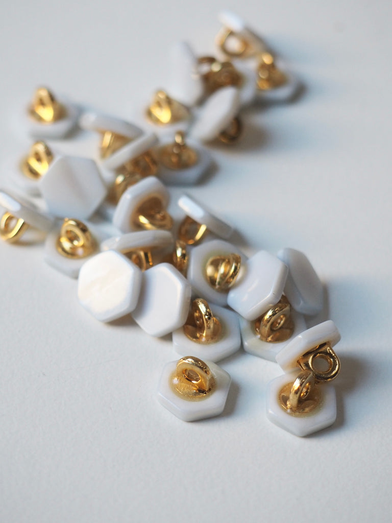 Mother of Pearl Shank Buttons