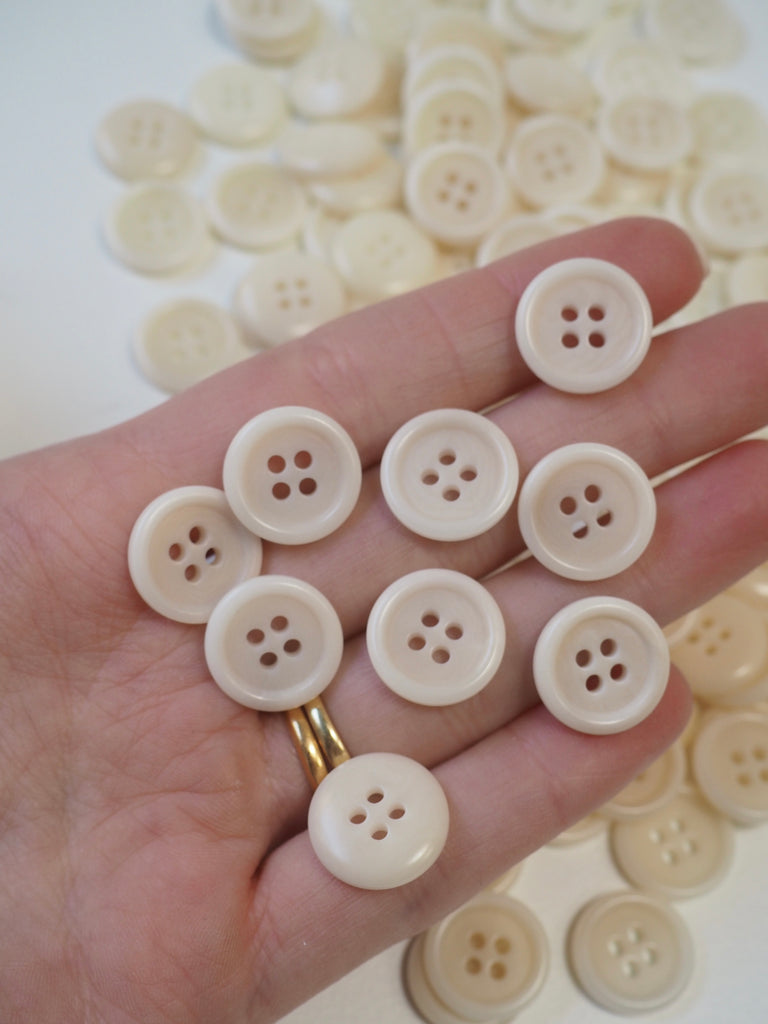 Natural Corozo Button 15mm