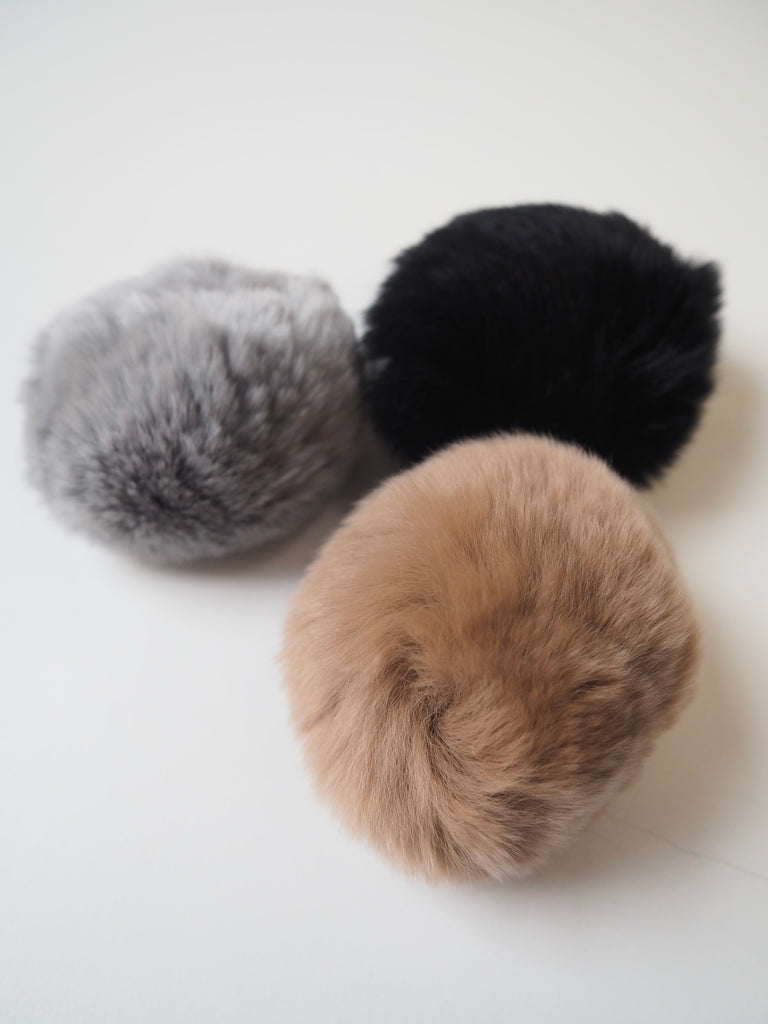 Short Faux Fur Pom Poms