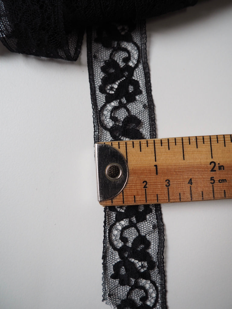 Maia Black Lace Trim 30mm