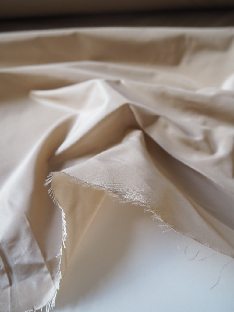 Latte Taffeta