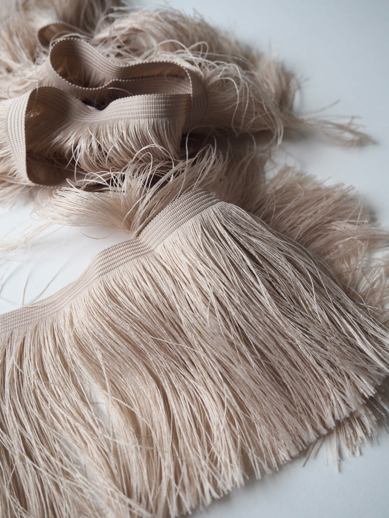 Oatmeal Feather Fringe Trim 10cm