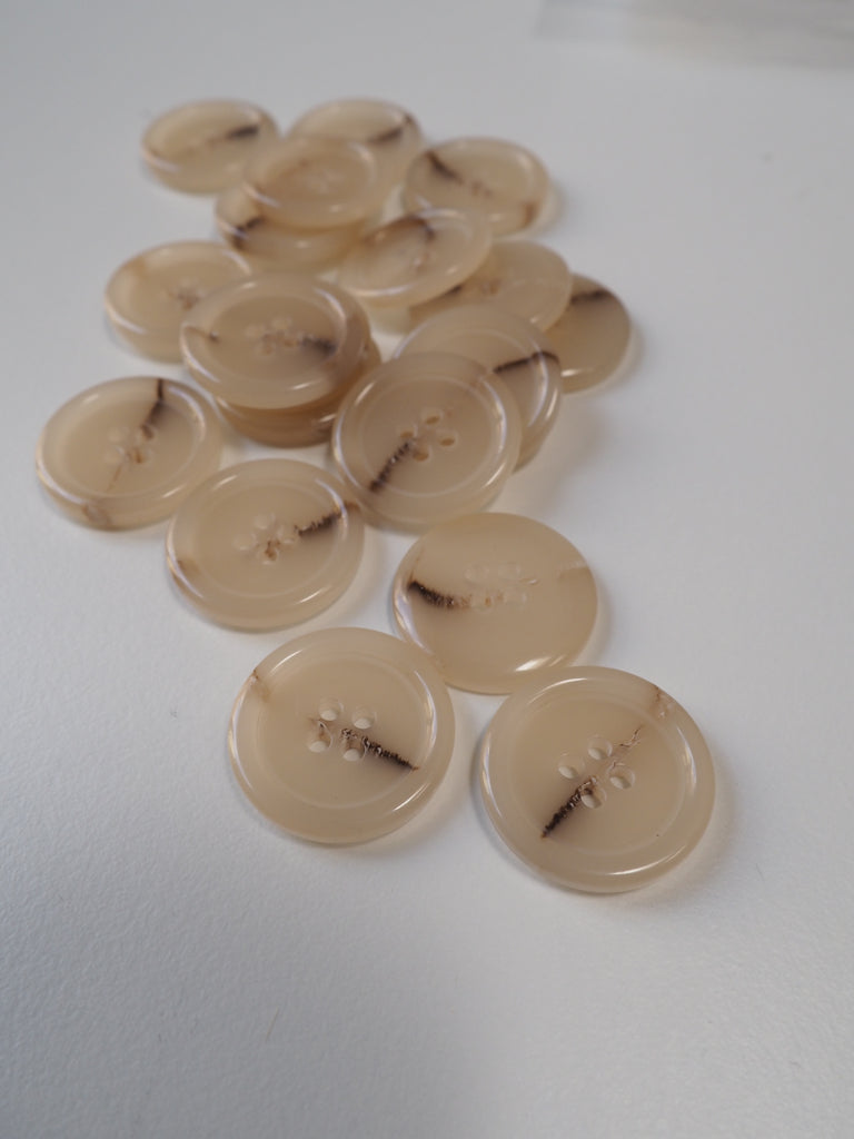 Natural Faux-Horn Plastic Button 23mm