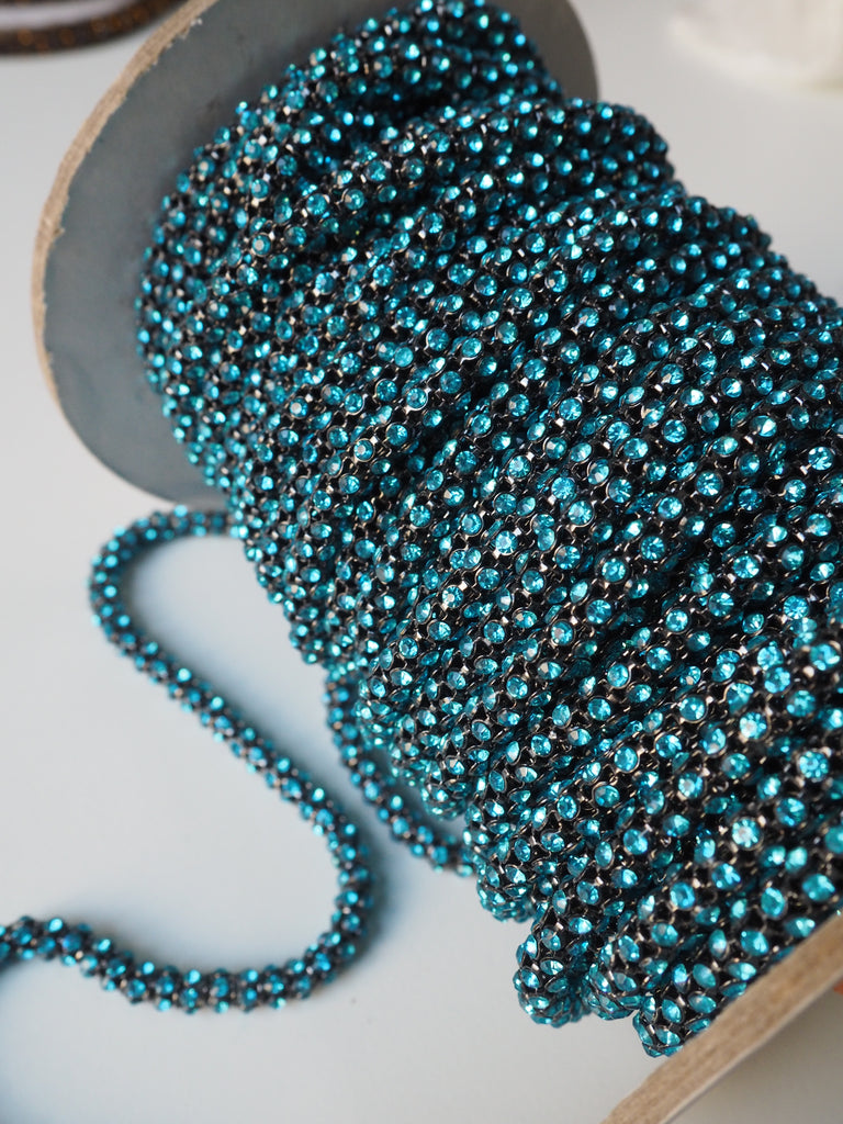 Turquoise Crystal Tube Chain Trim - 7mm