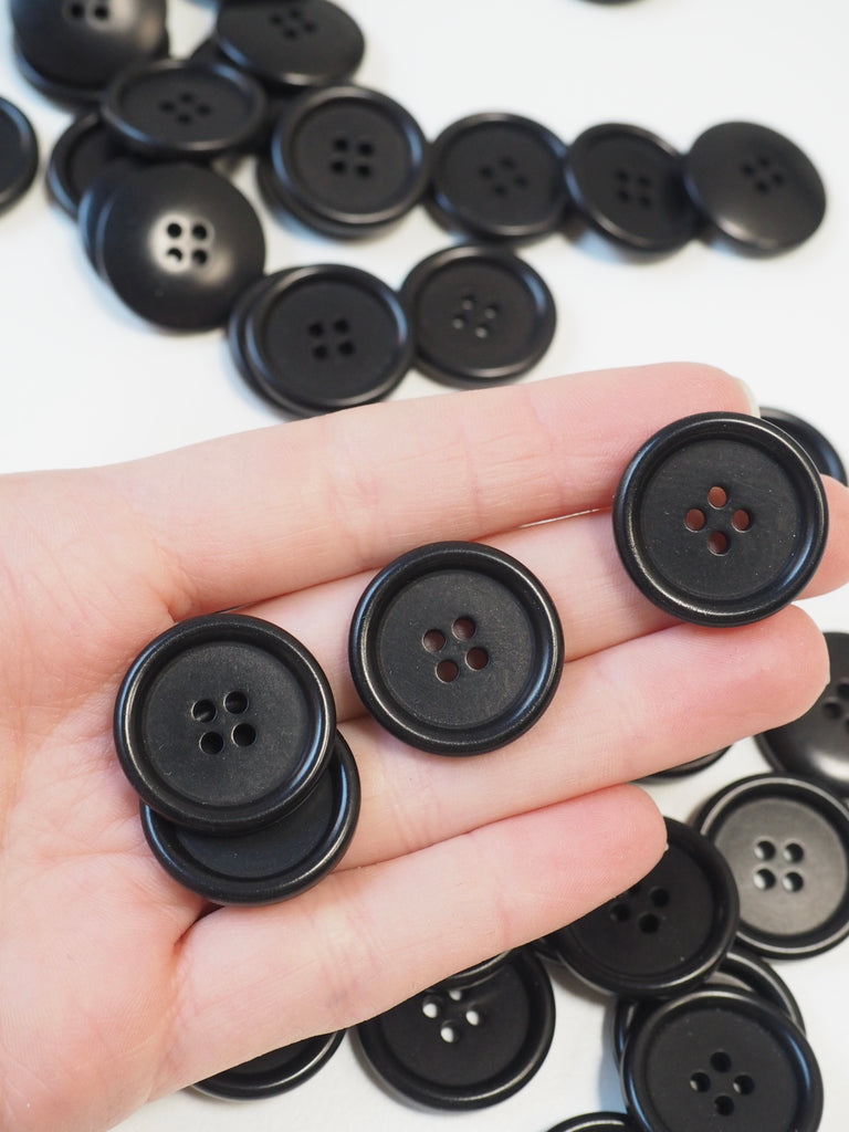 Black Corozo Button 23mm