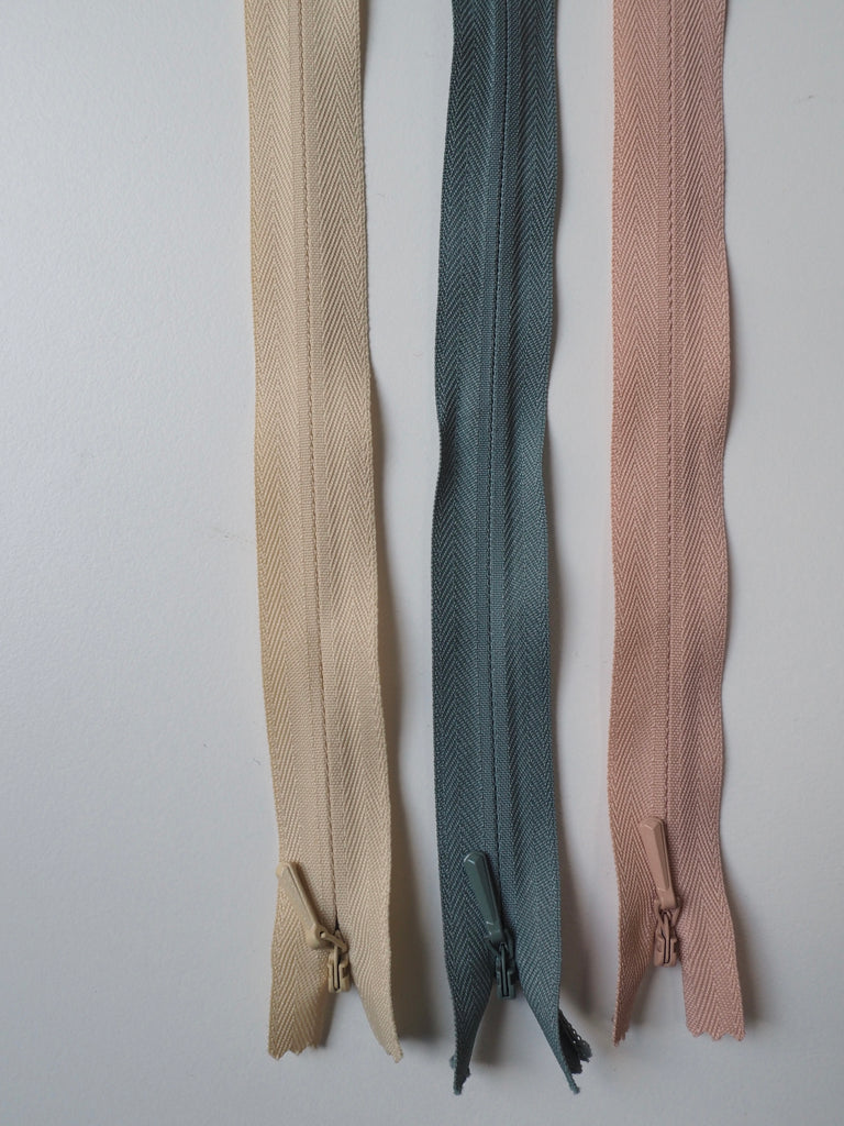 YKK 18cm/7inch Invisible Zips