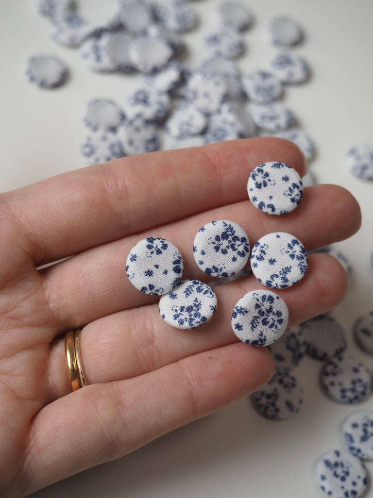 Wedgewood Flat Fabric Covered Buttons 12mm