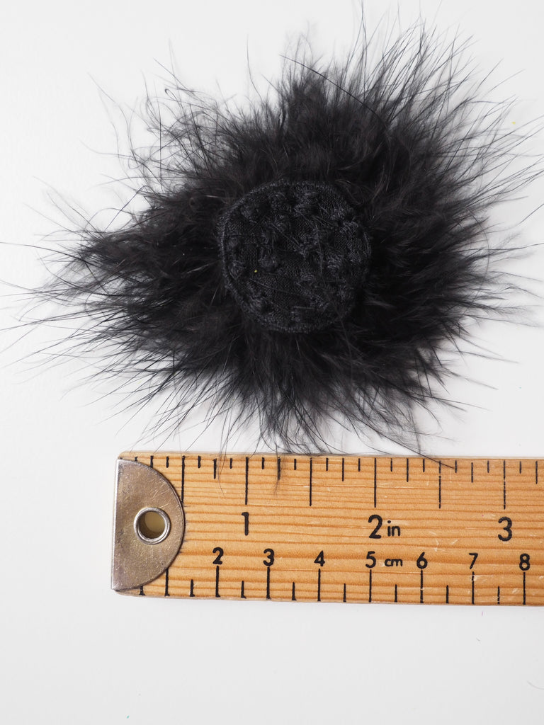 Black Marabou Feather Motif