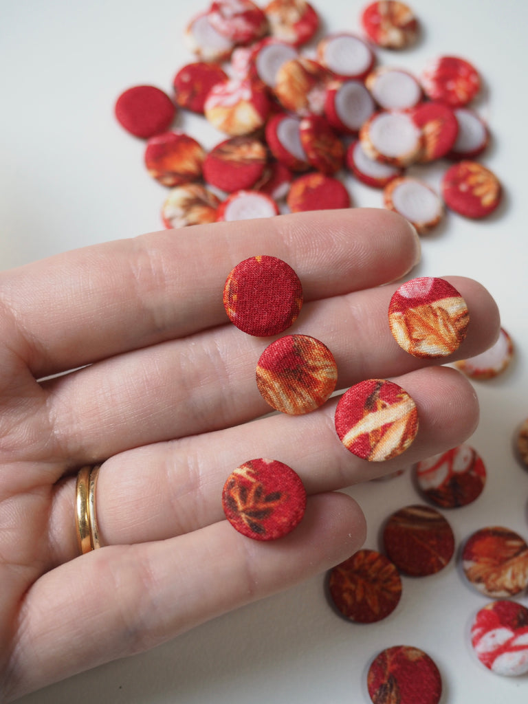 Autumn Bouquet Flat Fabric Covered Buttons 12mm