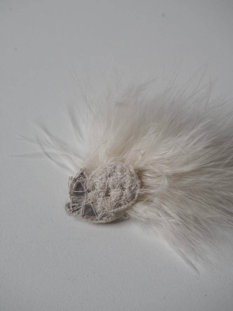 White Marabou Feather Gem Motif