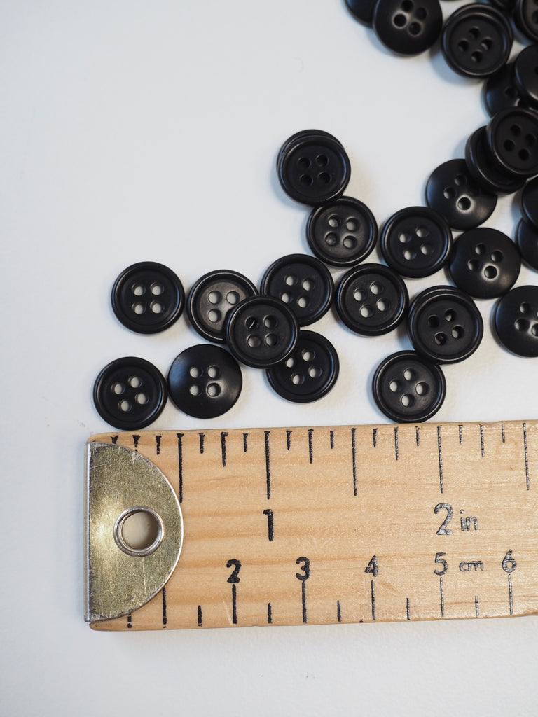 Black Corozo Button 11mm