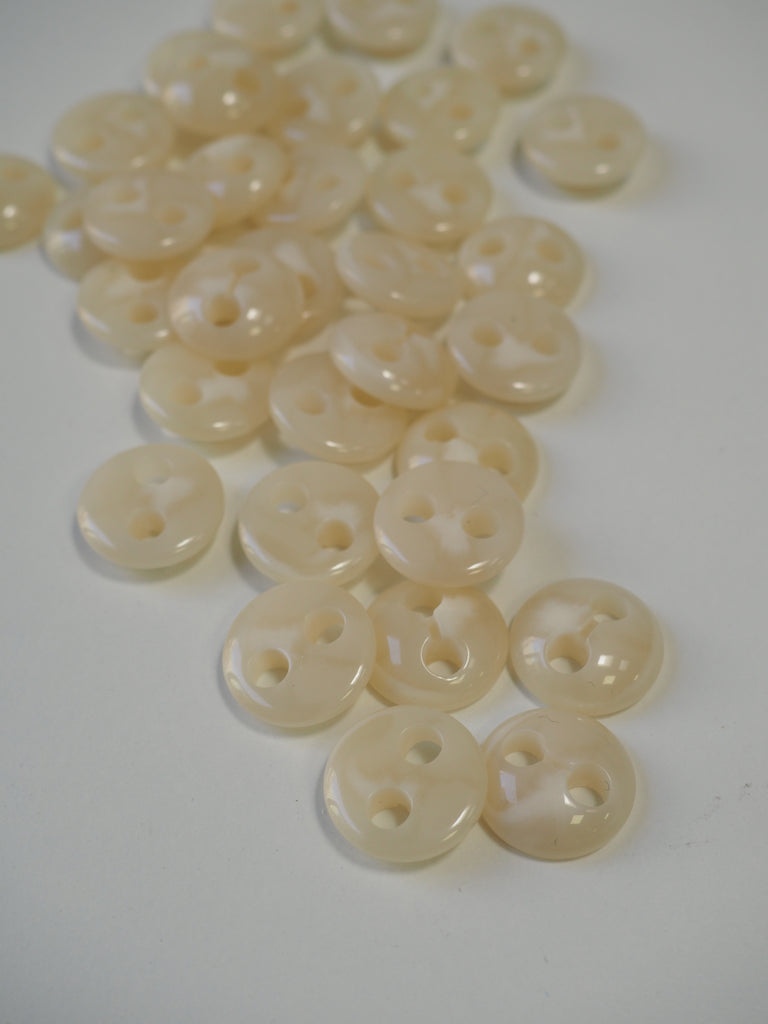 Oat Mottled Plastic Dome Button 15mm