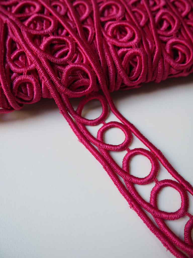 Fuchsia Satin Guipure Loop Border Trim 4cm