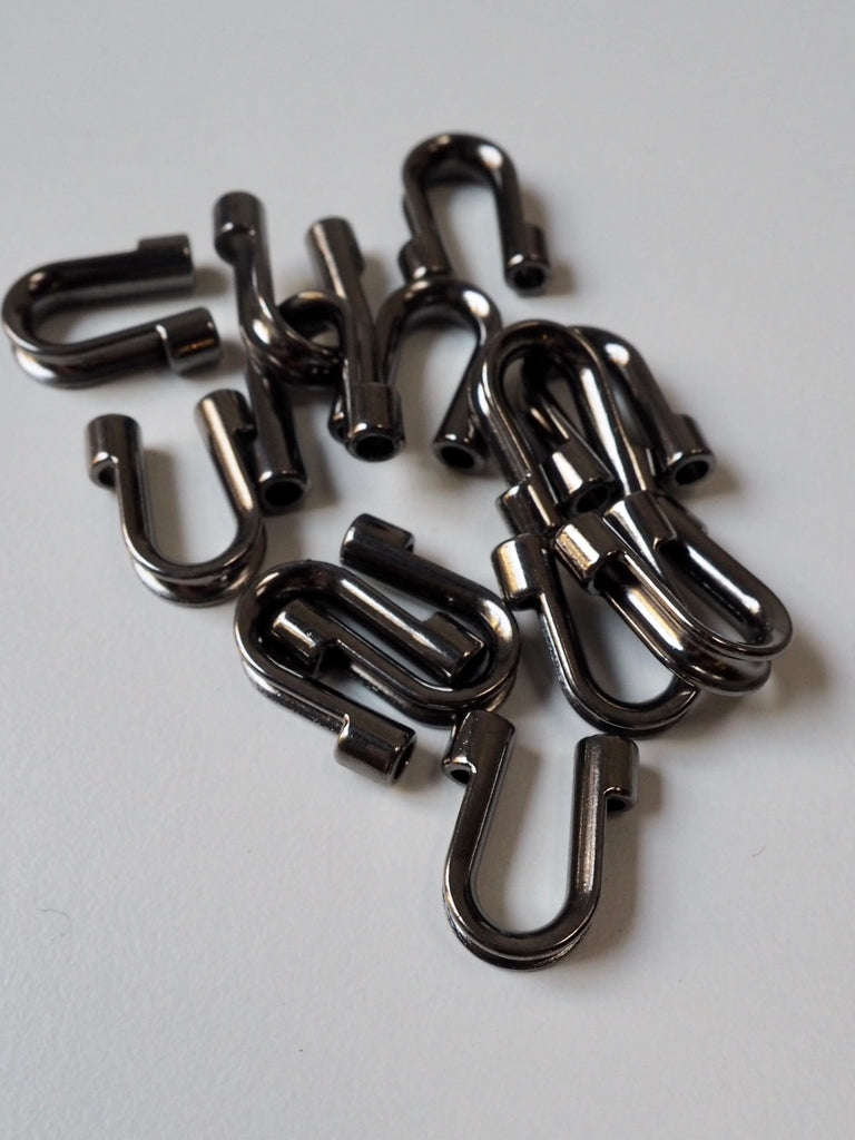 Gunmetal Zipper Pull