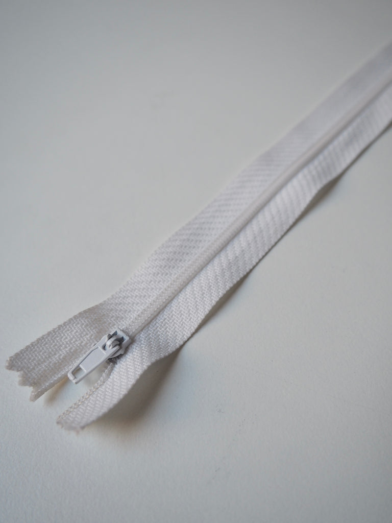 YKK 63cm/25inch Standard Zips